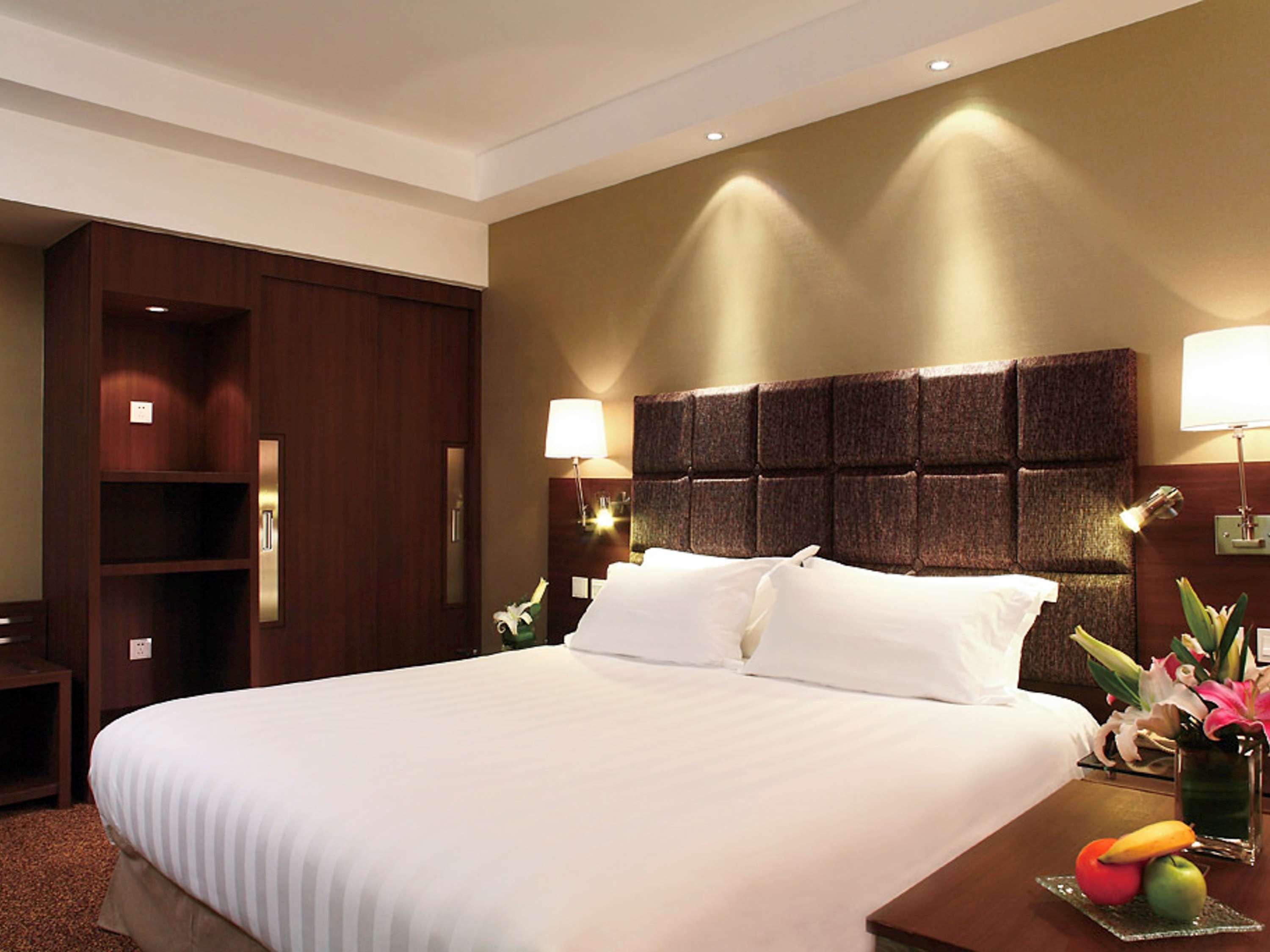Novotel Beijing Peace Екстер'єр фото