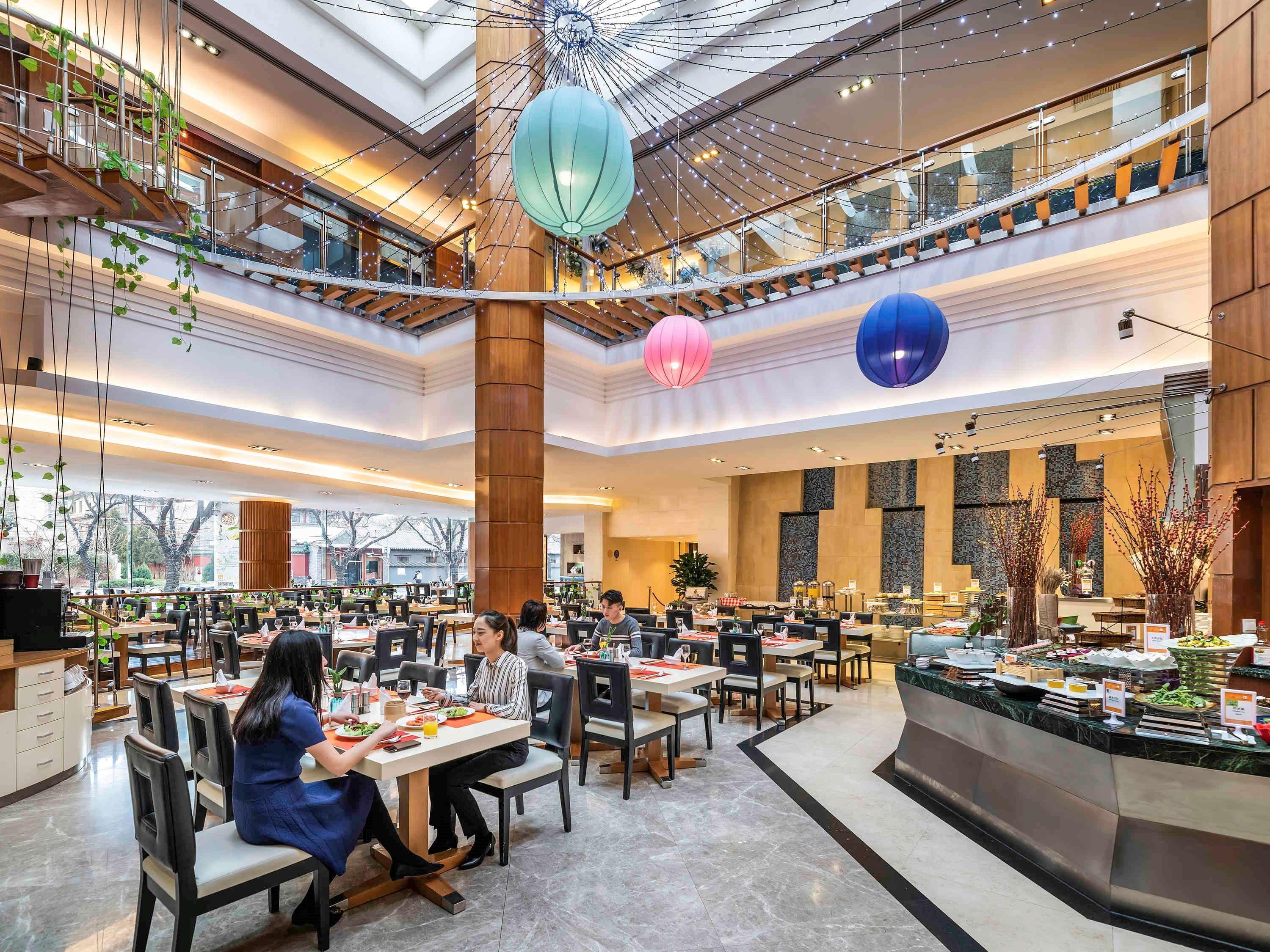 Novotel Beijing Peace Екстер'єр фото