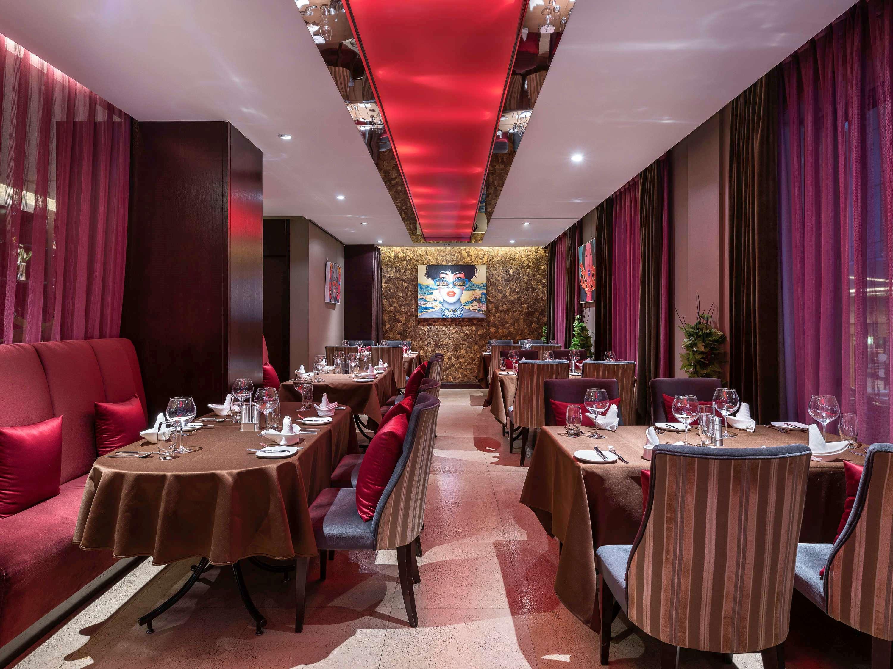 Novotel Beijing Peace Екстер'єр фото