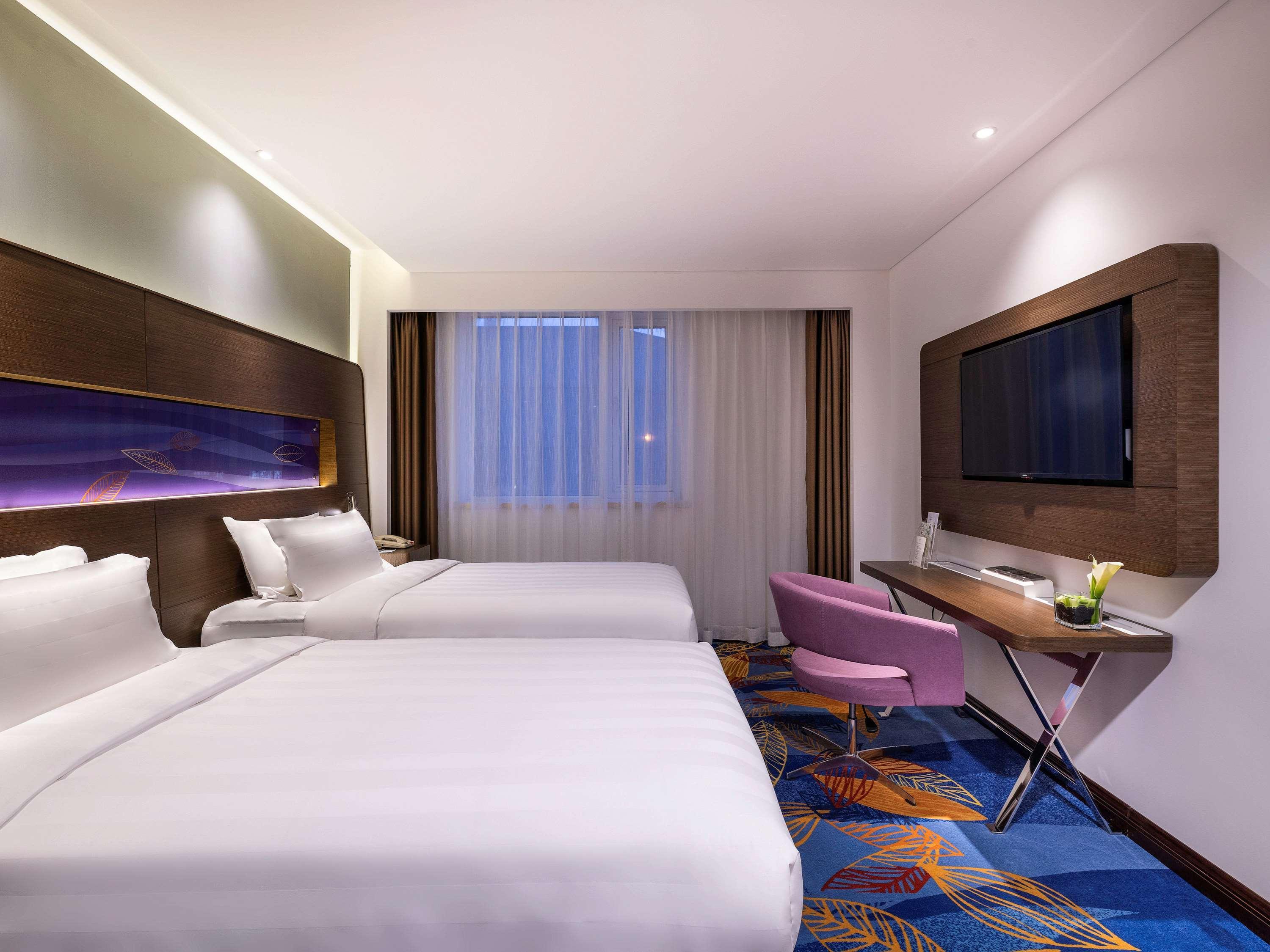 Novotel Beijing Peace Екстер'єр фото