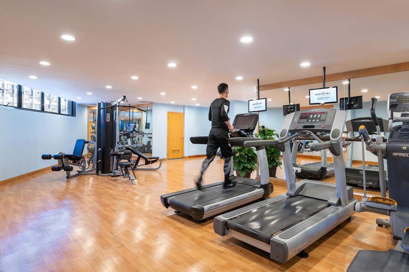 Novotel Beijing Peace Екстер'єр фото