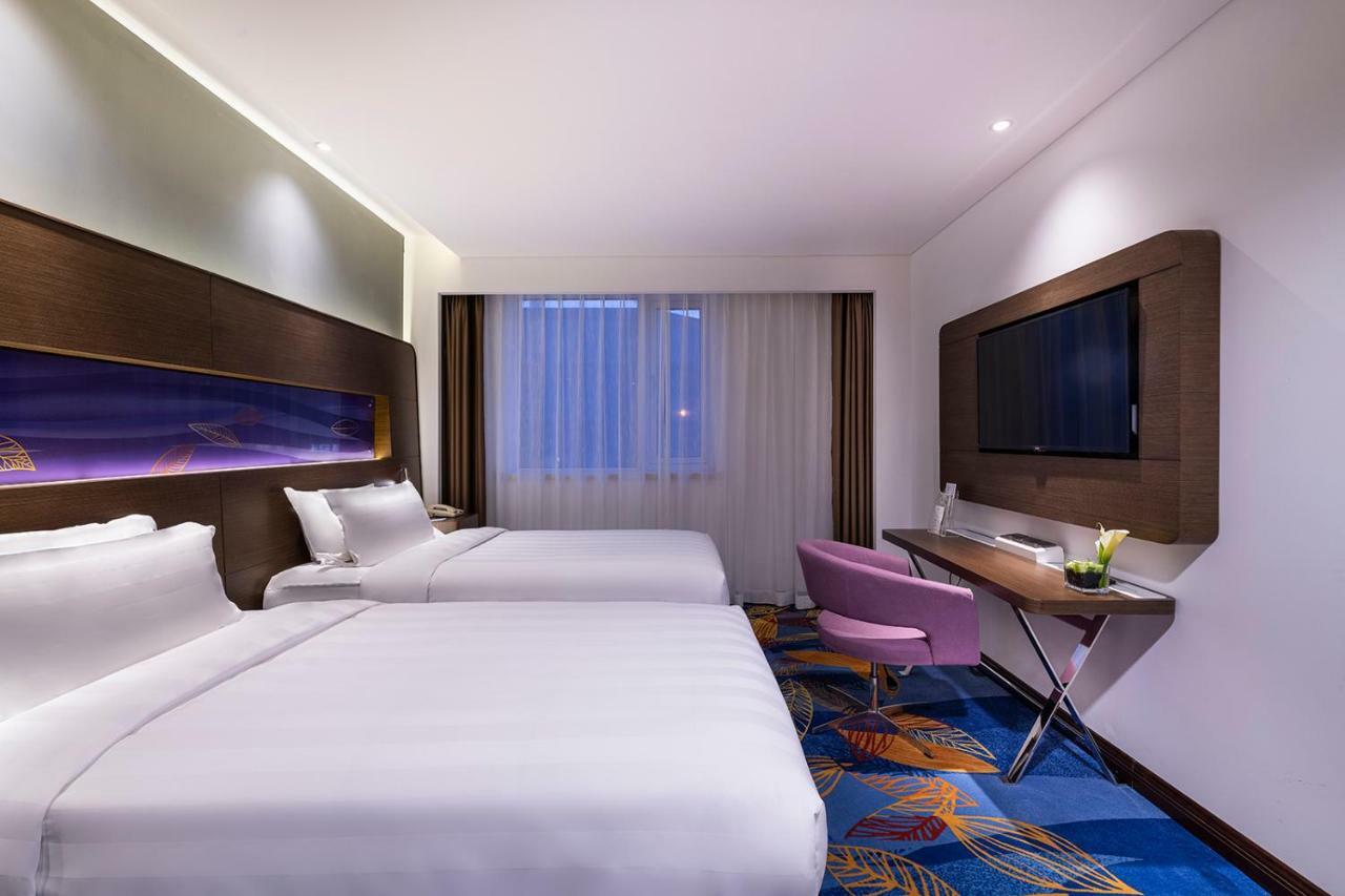 Novotel Beijing Peace Екстер'єр фото